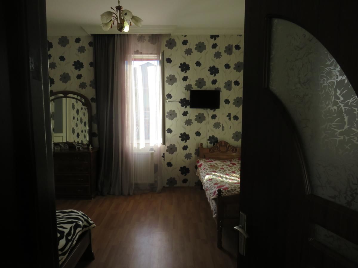 Курортные отели Mini Hotel on Guramishvili 22 Кобулети-7
